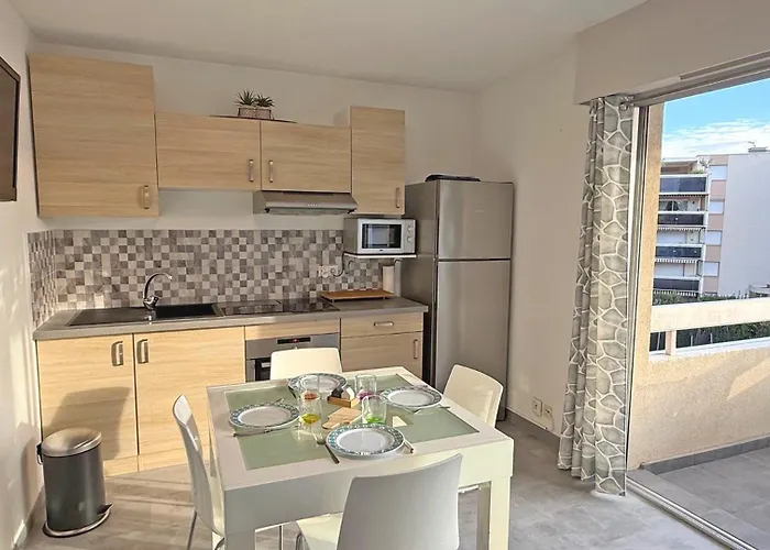 Les Coralies Apartment